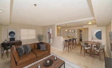 Limestone Creek Apartment Homes in Madison, AL - Foto de edificio - Building Photo