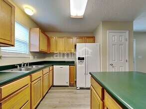 11 Glenpark Ct in Amelia, OH - Foto de edificio - Building Photo