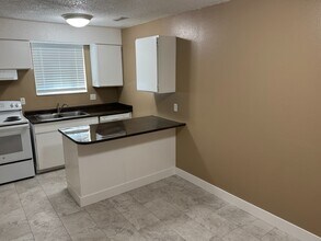 2736 S Adams St in South Salt Lake, UT - Building Photo - Building Photo