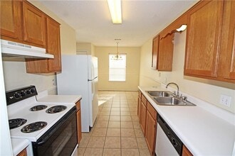 2515 Parkcrest Dr in Bentonville, AR - Building Photo - Building Photo