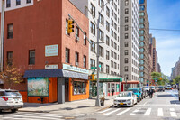 The Quaker Ridge in New York, NY - Foto de edificio - Building Photo