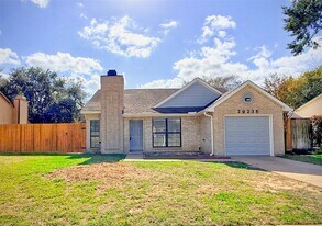 20235 Blue Juniper Dr in Katy, TX - Building Photo