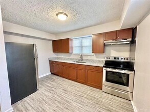 3210 Illinois Ave in Middletown, OH - Building Photo - Building Photo