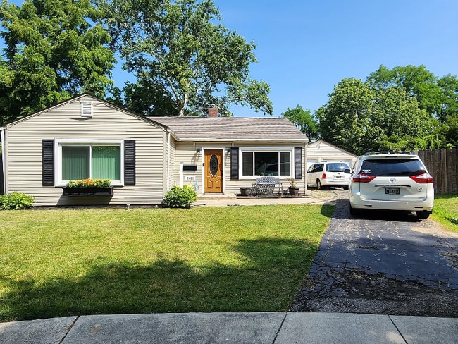 property at 2425 Findlater Ct
