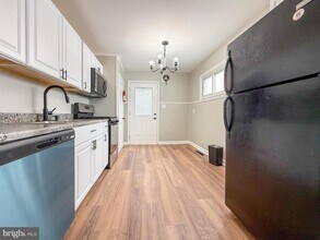 17 Gene Ave in New Castle, DE - Building Photo - Building Photo