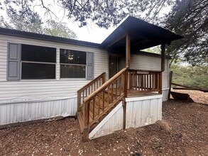 302 Lone Star Rd in Bastrop, TX - Building Photo - Building Photo