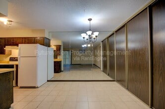 2224 Oneida St in Joliet, IL - Building Photo - Building Photo