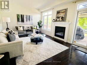 20 Kellogg Crescent in Richmond Hill, ON - Building Photo - Building Photo