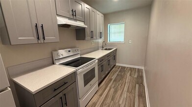 810 Woodrow St in Houston, TX - Building Photo - Building Photo