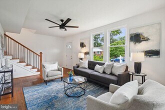 401 S Barton St in Arlington, VA - Building Photo - Building Photo