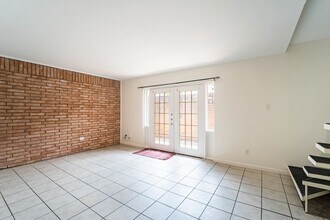 1529 Bonnie Brae St in Houston, TX - Building Photo - Building Photo