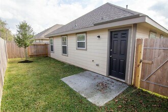 3281 East Chunk Dr in Conroe, TX - Building Photo - Building Photo