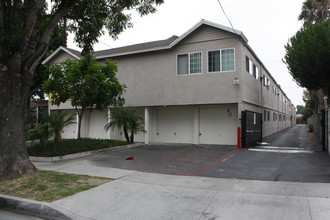 Passage Avenue Apartments in Paramount, CA - Building Photo - Building Photo