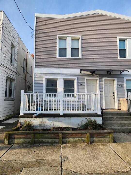 24 N Baton Rouge Ave in Ventnor City, NJ - Building Photo