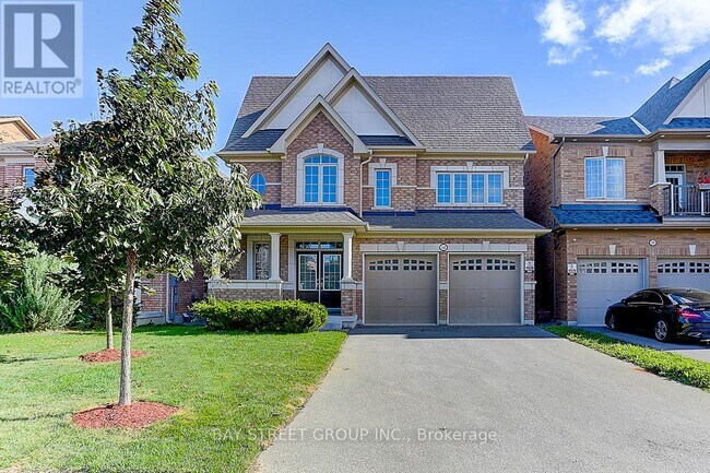 property at 2433 Equestrian Cres