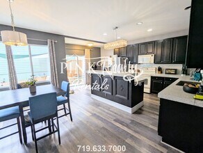 2465 Gilpin Ave in Colorado Springs, CO - Building Photo - Building Photo