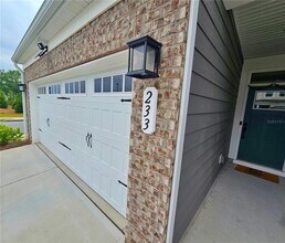 233 Salt Lk Ln in Hoschton, GA - Building Photo - Building Photo