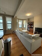 30 Curtis St, Unit 8 in Boston, MA - Building Photo - Building Photo