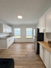 44 Brooklawn St in New Britain, CT - Building Photo - Building Photo