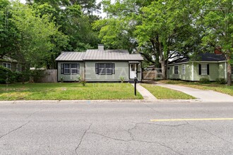 2308 Emogene St in Mobile, AL - Building Photo - Building Photo