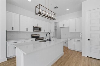 8922 Lowell St in Rowlett, TX - Building Photo - Building Photo