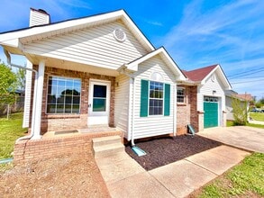 1215 Marla Dr in Clarksville, TN - Building Photo - Building Photo