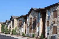 Lakeshore Apartments photo'