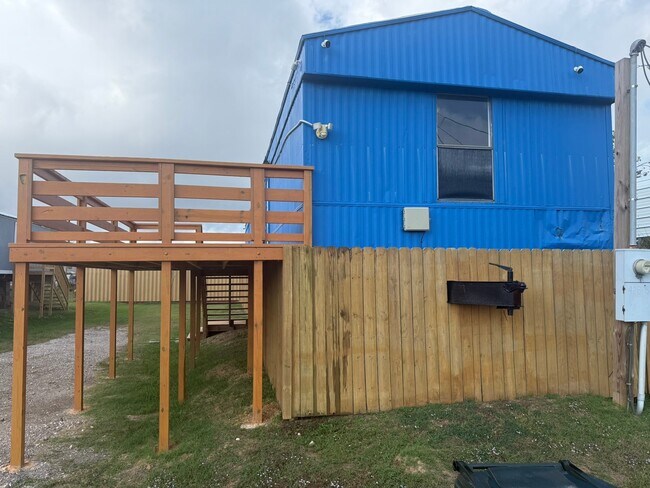 428 15th St in San Leon, TX - Building Photo - Building Photo