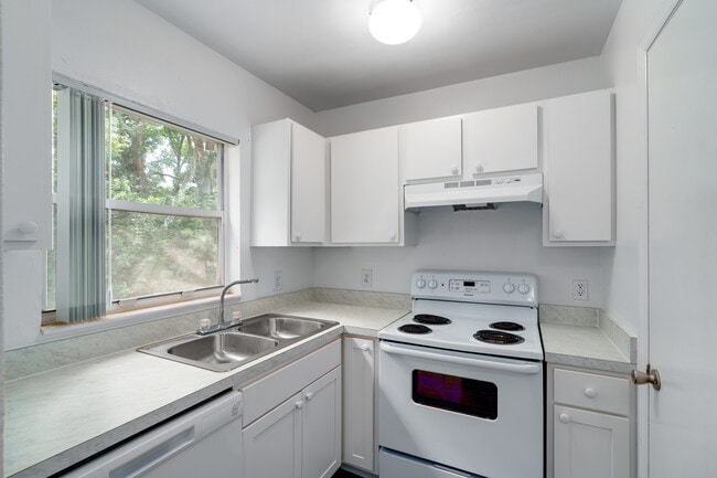 Fox Hollow in Orlando, FL - Building Photo - Building Photo