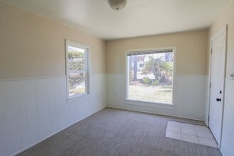 541 N 2nd St in Grover Beach, CA - Building Photo - Building Photo