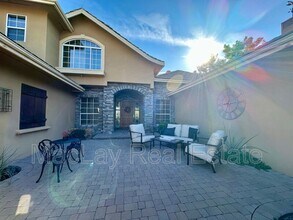 5711 W Linda Ln in Chandler, AZ - Building Photo - Building Photo