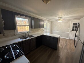 4 Swiftcreek Ct in Greensboro, NC - Building Photo - Building Photo