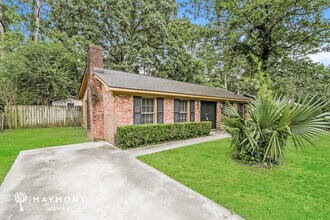 121 Beverly Dr in Ladson, SC - Building Photo - Building Photo
