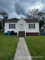 1712 Wayne St NE in Roanoke, VA - Building Photo