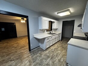 8585 Tibet Rd in Ludowici, GA - Building Photo - Building Photo