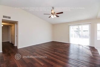 3819 E Harmony Ave in Mesa, AZ - Building Photo - Building Photo