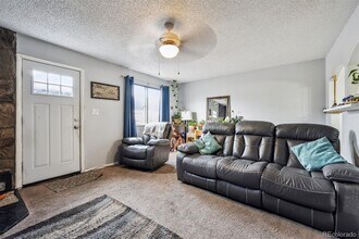 2567 Rainbow Dr in Thornton, CO - Building Photo - Building Photo