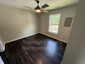 1800 Sun Valley Rd in St. Joseph, MO - Building Photo - Building Photo