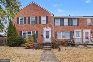 1546 Putty Hill Ave in Towson, MD - Building Photo