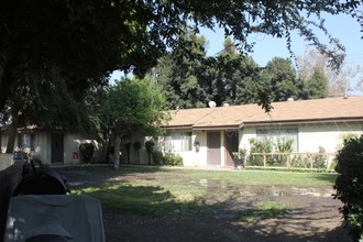 435-440 Sandia Ave in La Puente, CA - Building Photo - Building Photo