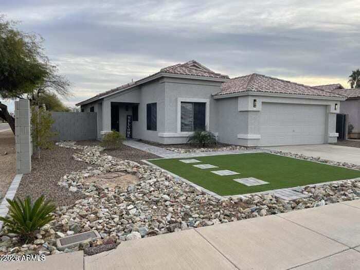 3101 W Louise Dr in Phoenix, AZ - Building Photo