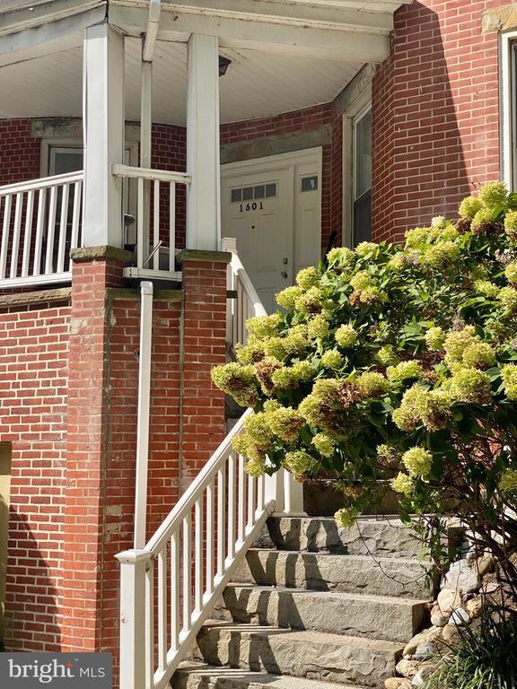 property at 1601 West St