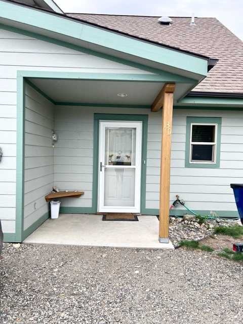 13 Avalon Ct in Emigrant, MT - Building Photo