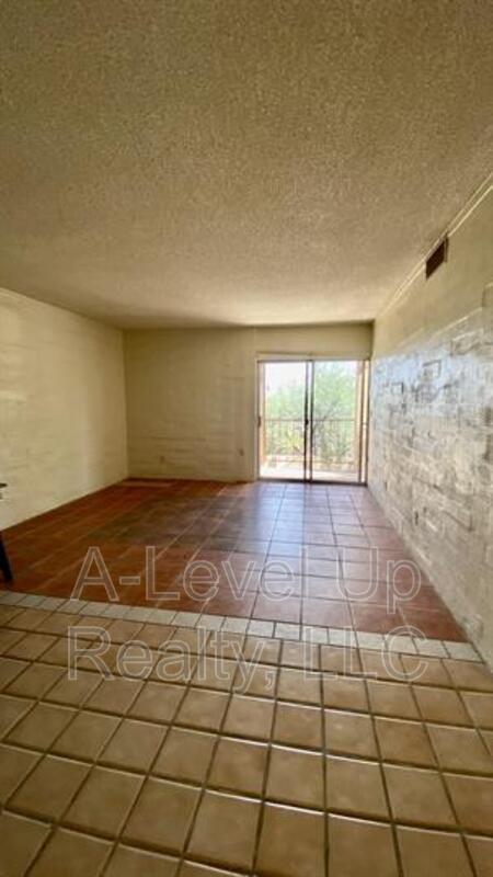 1341 E Fort Lowell Rd in Tucson, AZ - Building Photo - Building Photo