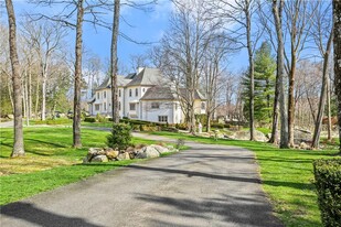 367 Riversville Rd in Greenwich, CT - Building Photo - Building Photo