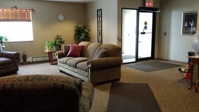 City Walk Senior Apartments for Seniors 55+ in Wausau, WI - Foto de edificio - Building Photo