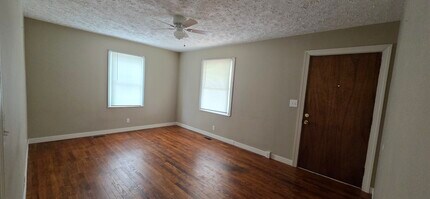 703 N North St in Johnson City, TN - Building Photo - Building Photo