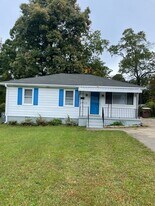 1921 Taylor St in Greensboro, NC - Building Photo