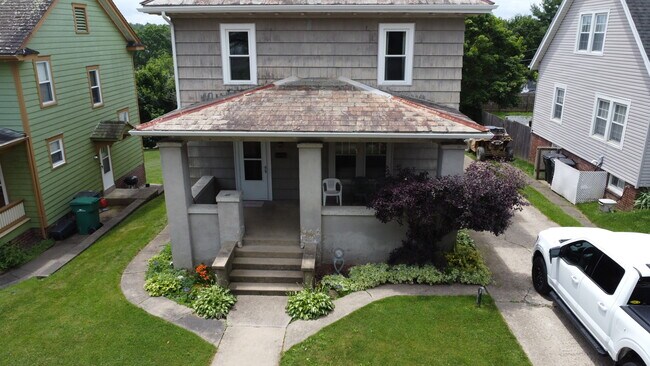 317 N High St in New Lexington, OH - Building Photo - Building Photo