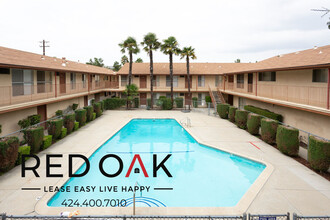 615 Erie St, Unit 116 in Pomona, CA - Foto de edificio - Building Photo